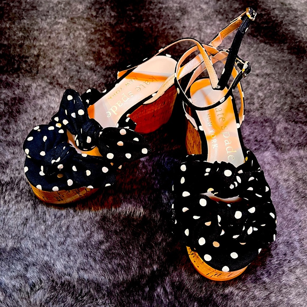 Kate Spade julep polka dot wedge sz. 6